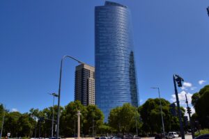 =a very tall building in the middle of a city