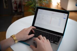 Automatización de procesos en empresas — WIT Soluciones Tecnológicas